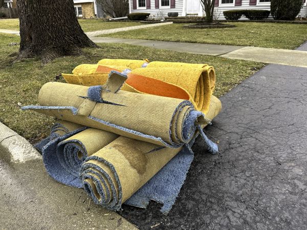 Carpet Haul Away Service in West Bloomfield