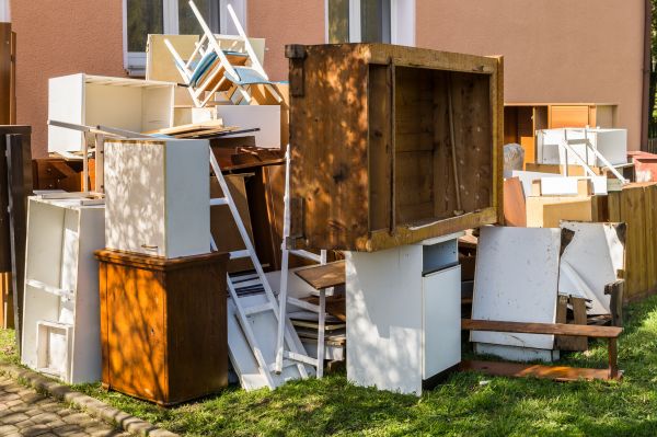 Junk Haul Away Service in West Bloomfield