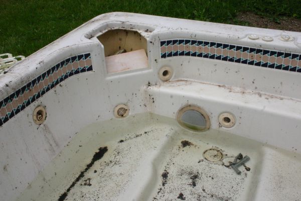 Tub Disposal in West Bloomfield